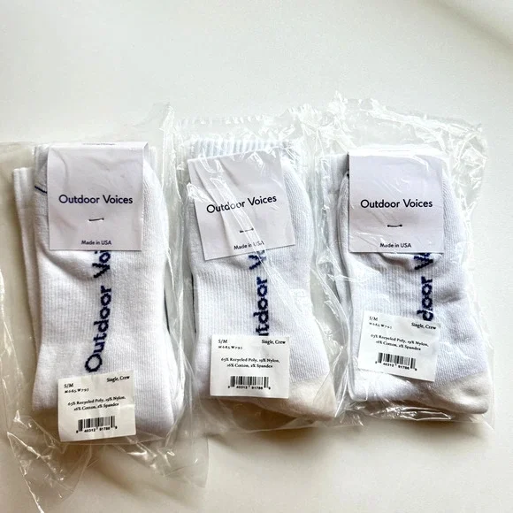 Outdoor Voices Bundle 3 Pair Crew Socks White Size S/M Men 6-8.5 Women 7-9.5 - Picture 1 of 3